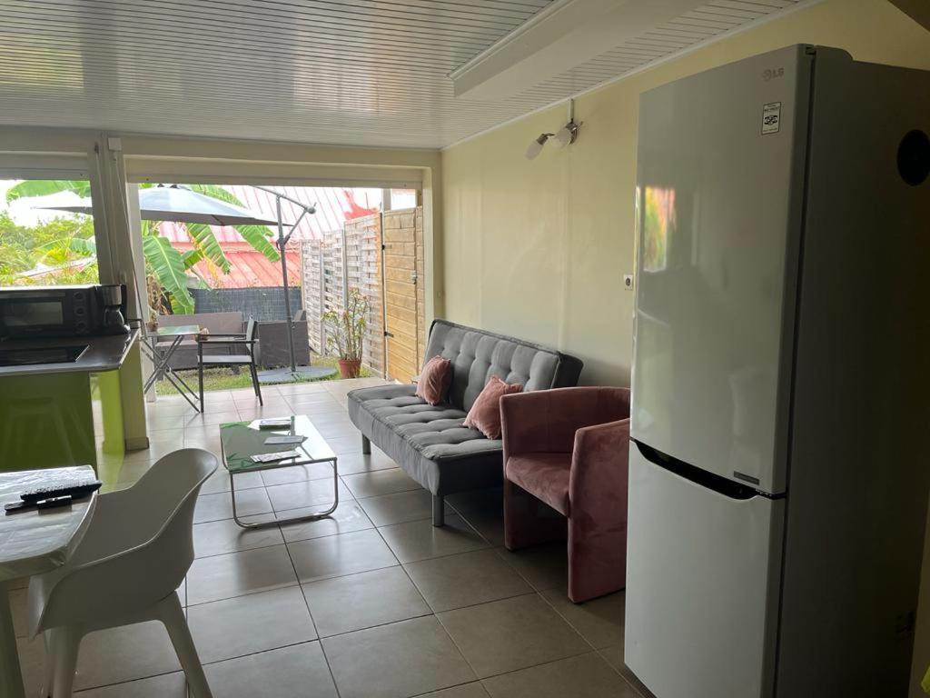 Agreable Appartement En Rez-De-Jardin A 450M De La Mer 생트안느 외부 사진