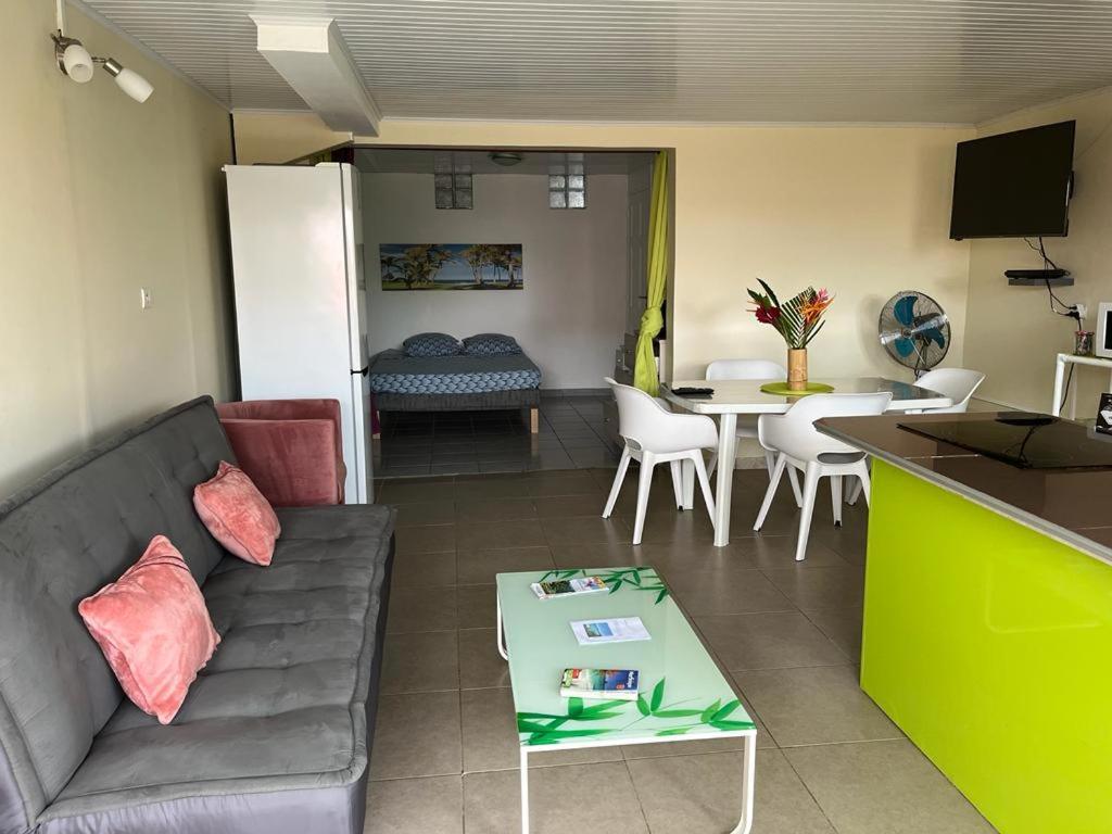 Agreable Appartement En Rez-De-Jardin A 450M De La Mer 생트안느 외부 사진